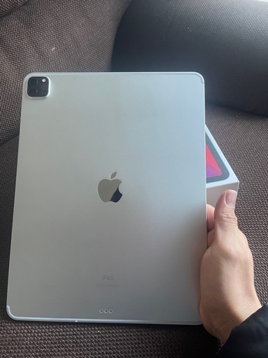 12.9インチiPad Pro 第4世代 Wi-Fi + Cellular