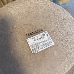 ZARAHOME 小さなサイズのゴミ箱とジュエリーボックスの画像