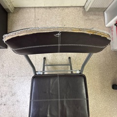 折りたたみ椅子の画像