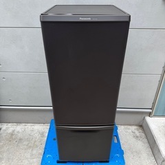 160⭐️2019年製美品★パナソニック　冷蔵庫　大型　マットブラウン　一人暮らし の画像