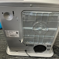 コロナ　石油ファンヒーター　木造9畳　コンクリート12畳の画像