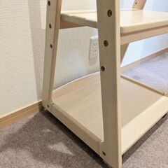 子供用ハンガーラックの画像