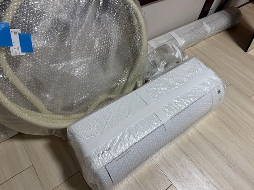 アイリスオーヤマ　エアコン　ホワイト