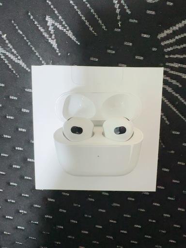 アップルairpods第三世代正規品