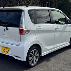 車検満タン！デイズ ハイウェイスター ターボ パールホワイト アラウンドモニターの画像