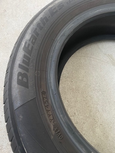 タイヤ２本185/65R15 