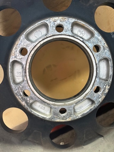 ジムラインバリ溝265/70R16