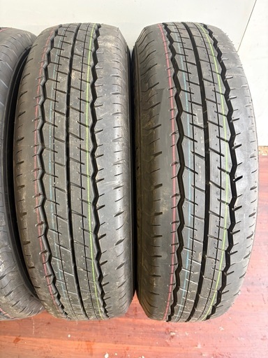 新車外し❗️195/80/15LT夏ダンロップ