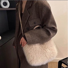 【新品】　ふわふわファーバッグミニショルダー　2way の画像