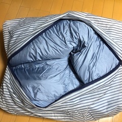 【取引中】羽毛かけ布団　2枚　まとめ売り　トップバリュー商品の画像