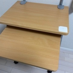 パソコンラックの画像