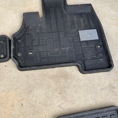 N-BOX オールシーズンマット　ＪＦ３　ＪＦ4の画像