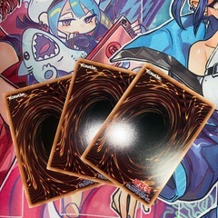 青眼の白龍　ウルトラ　qccp-001 ３枚の画像