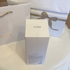  【新品未開封サンプル付き】HACCI ボディウォッシュビーハグ 385mlの画像