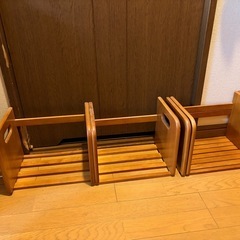木製ブックシェルフの画像