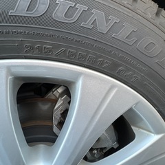 レクサス純正スタッドレスタイヤホイールセットの画像