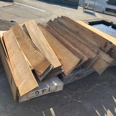 1枚単価　200-150cm 松　板　什器　イベント　古材　飲食店　材木の画像