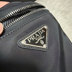 【取引き決定】PRADA　ボディバッグの画像