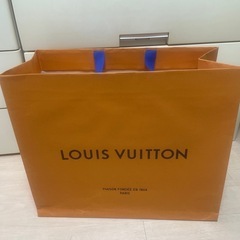 ヴィトン空箱と紙袋、リボン付の画像