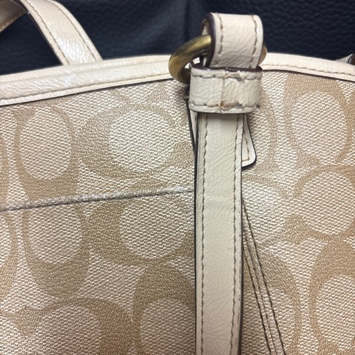 【美品】coach ショルダーバック