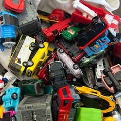 おもちゃ車たちの画像