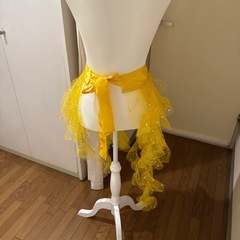 ダンス用？レース　ひらひらスパンコール巻きスカートの画像