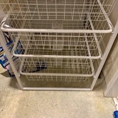 新品未使用 IKEA ラックの画像