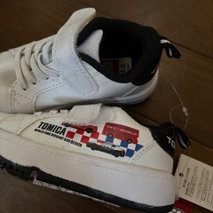 トミカ　スニーカー　新品未着用の画像