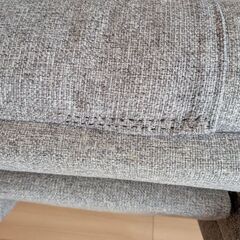 三人掛けソファ　テーブル付きの画像