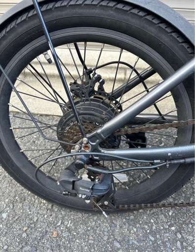 人気EENOUR C4電動アシスト折りたたみ自転車折りたたみJK 女子高生大阪