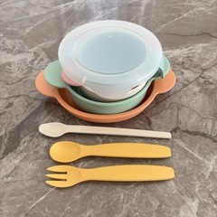 Combi はじめて離乳食 かさなる食器 収納じょーず ベビー用食器セットの画像