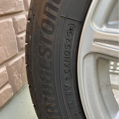 ブリヂストン夏タイヤアルミホイル付/155 65R14/タイヤ2025年製/9分山の画像