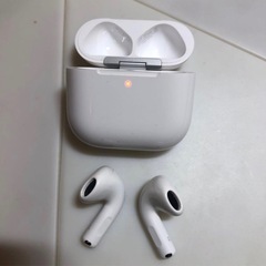 エアーポッズ4  ノイズキャンセリング搭載モデルの画像