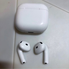 エアーポッズ4  ノイズキャンセリング搭載モデルの画像