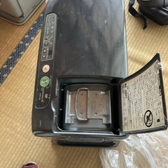 日立　石油ファンヒーター　の画像