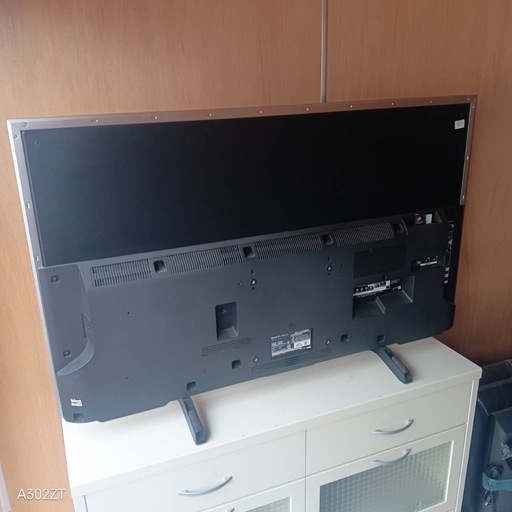 F☆N041 送料無料 SONY展示品液晶テレビ49インチ (白家電) 板橋区役所