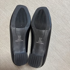 超美品！黒のパンプス【クロッシー】お取り引き者決定！23.5㌢冠婚葬祭　の画像