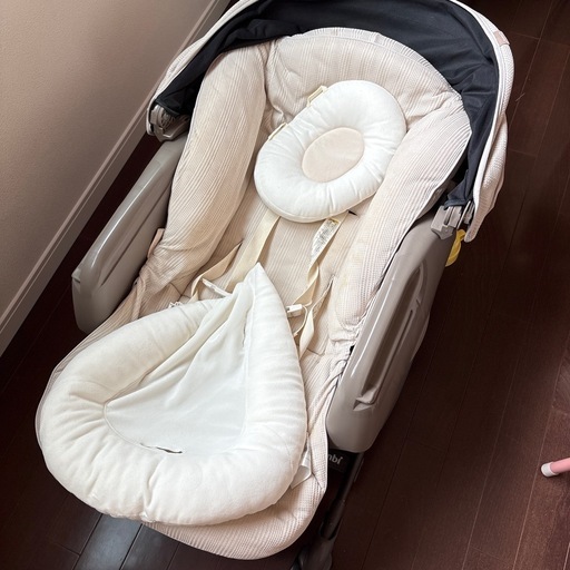 コンビ　combi ネムリラ　オートスイング