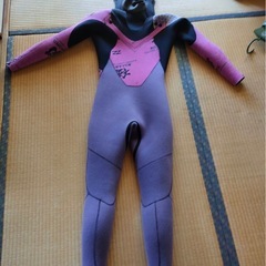 [メンズ]BILLABONG ウエットスーツ　5ミリの画像