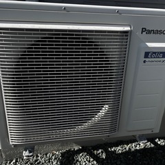 Panasonic ルームエアコン CS-562DFL2-W（18畳用）の画像