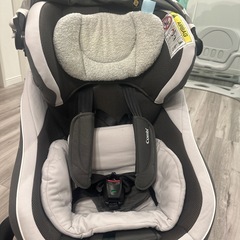 チャイルドシート　コンビの画像