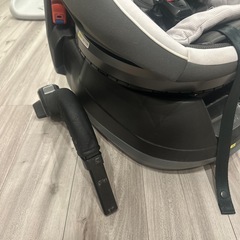 チャイルドシート　コンビの画像