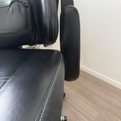 ゲーミングチェア オフィスチェア　ブラック定価20000円ほどの画像