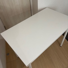 【無料】ホワイトデスクの画像