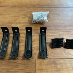 2025年式 ハイエース リアバンパー一式（070パール）の画像