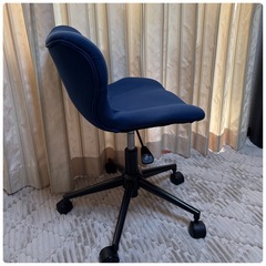 デスクチェアーの画像