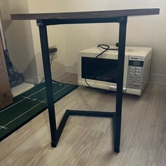 サイドテーブルの画像