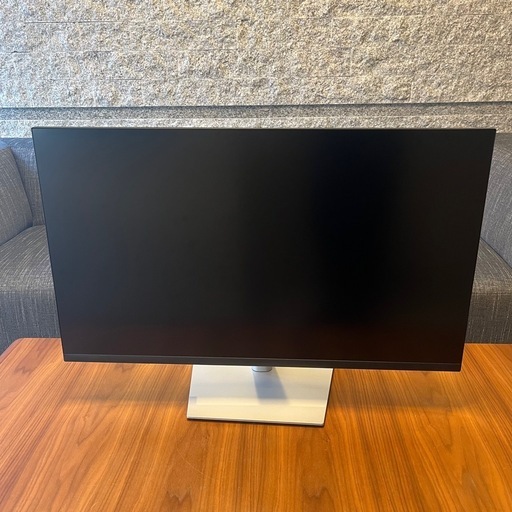 Dell P3222QE 31.5インチ USB-C 4Kモニター