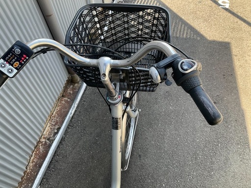 780  パナソニック新機種電動アシスト自転車viviTX26インチシルバーボディー