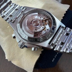 BREITLING クロノマットb01 42 ジャパンエディションの画像